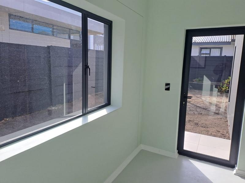 2 Bedroom Property for Sale in George Central Western Cape